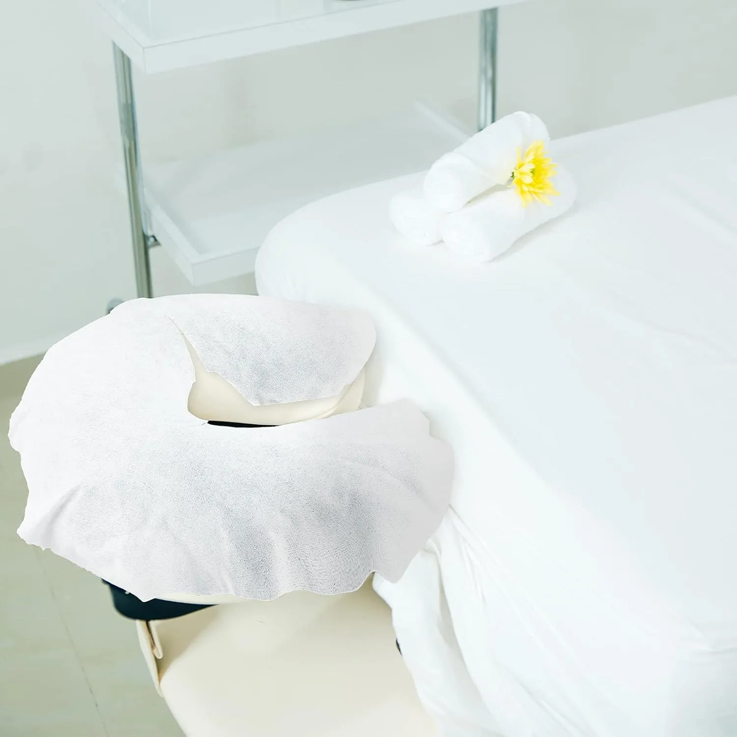 200 Pieces Disposable Face Cradle Covers Massage Headrest Covers for Massage Tables and Massage Chairs Beauty Spa Salon Bed, 11.8 x 15.7 Inches (White)