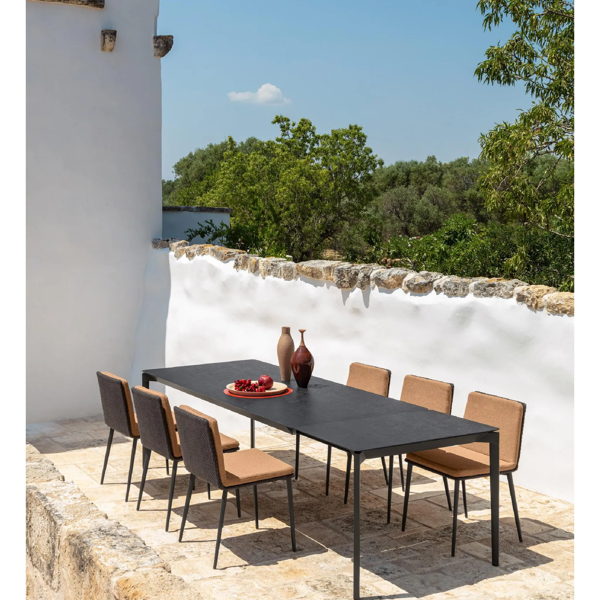 Aluminum Padded Outdoor Dining Chair | Talenti Leaf