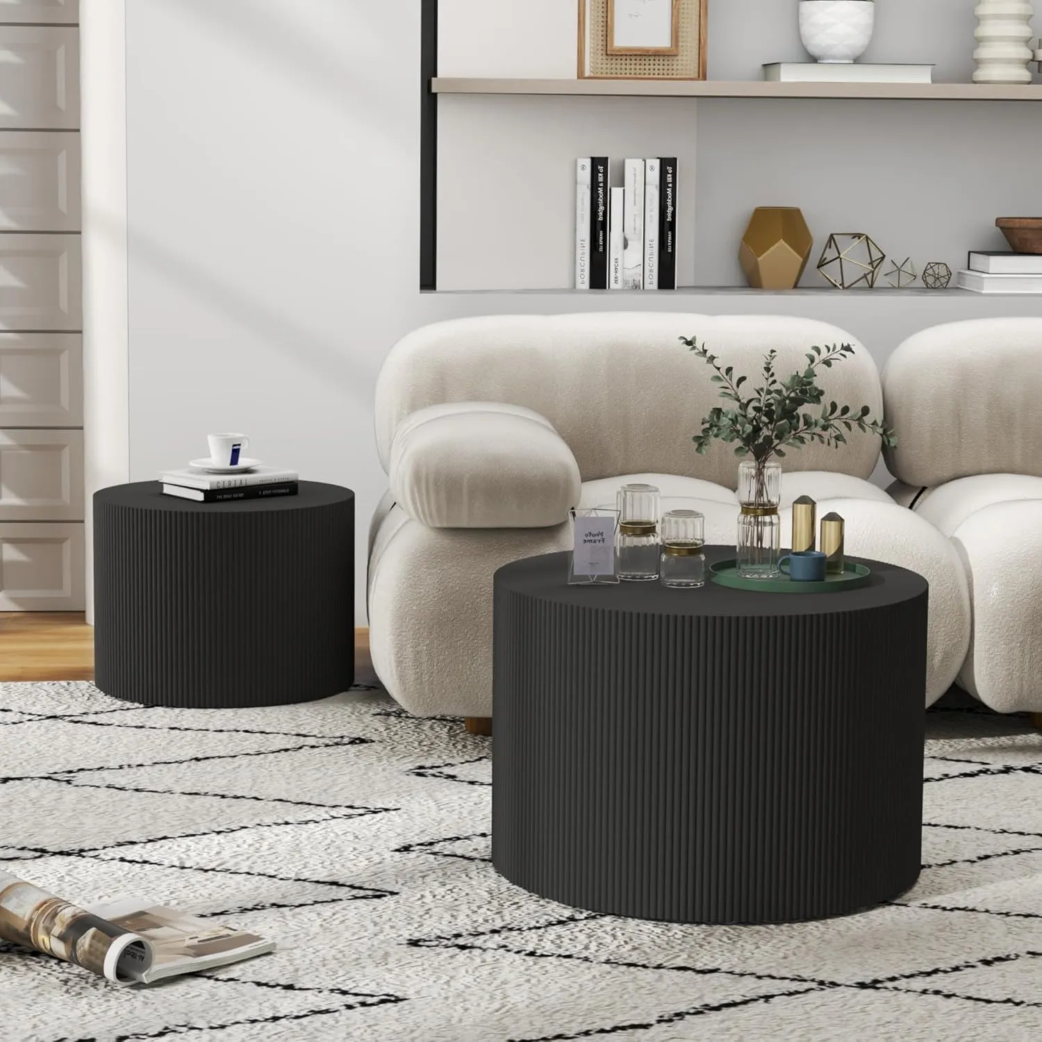 Black Round Coffee Table Set of 2, Modern Wooden Nesting Coffee Tables for Living Room, No Assembly Required Circle Side Tables Set Accent End Table for Bedroom, Balcony