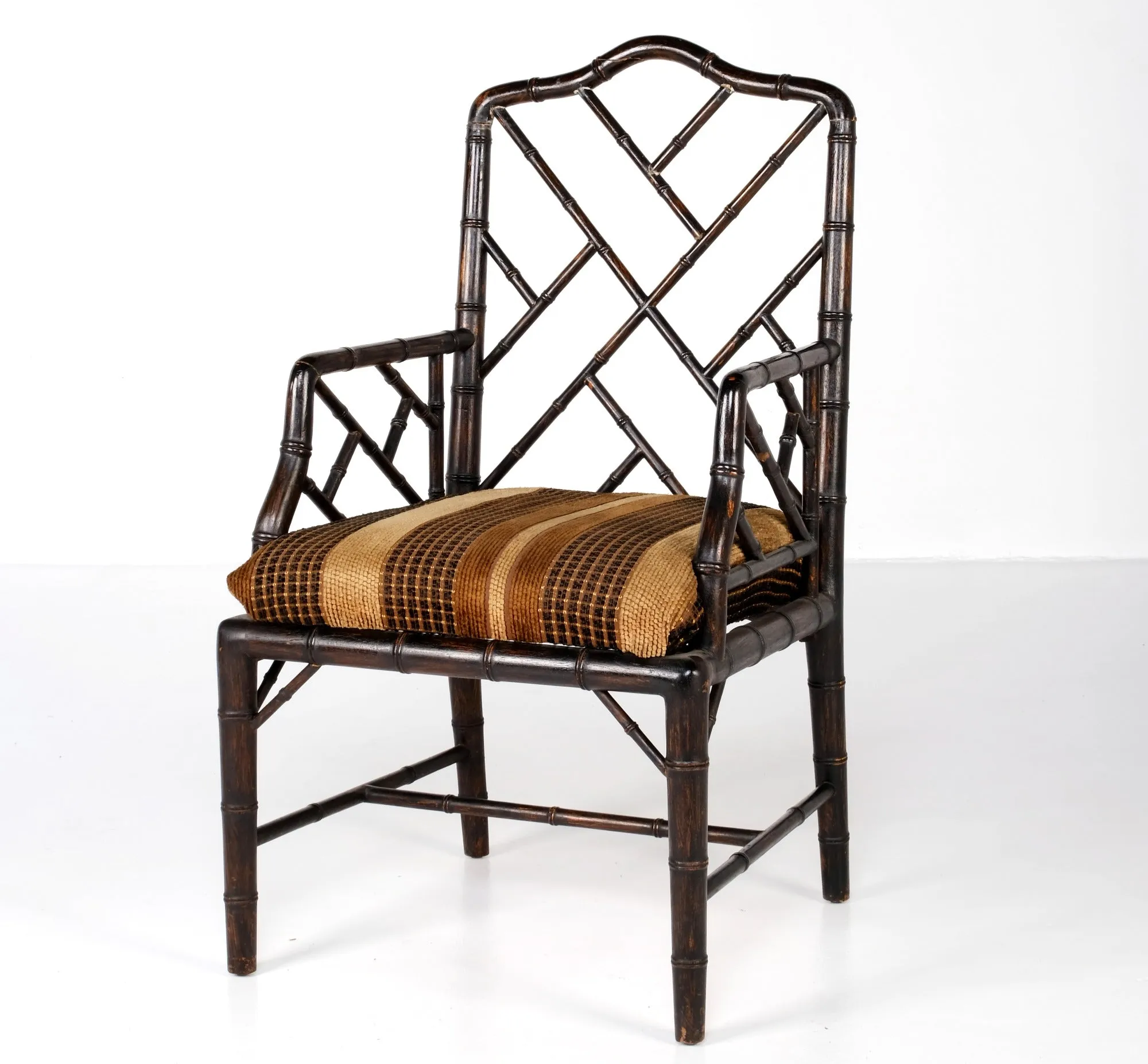 CHINESE CHIPPENDALE STYLE ARMCHAIRS