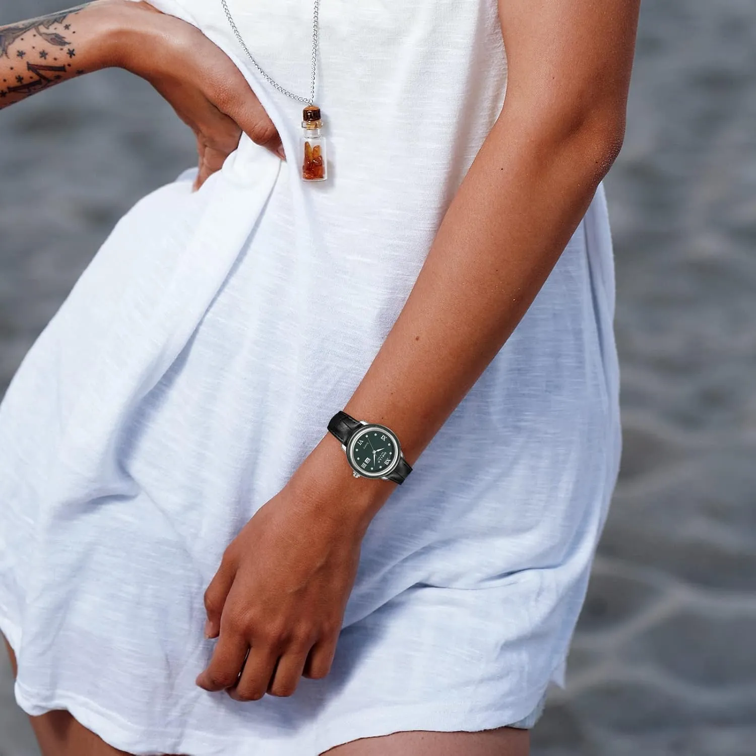Diella Luxury Watches for Men and Women with Japanese Quartz Movement,Date Luminous, Waterproof