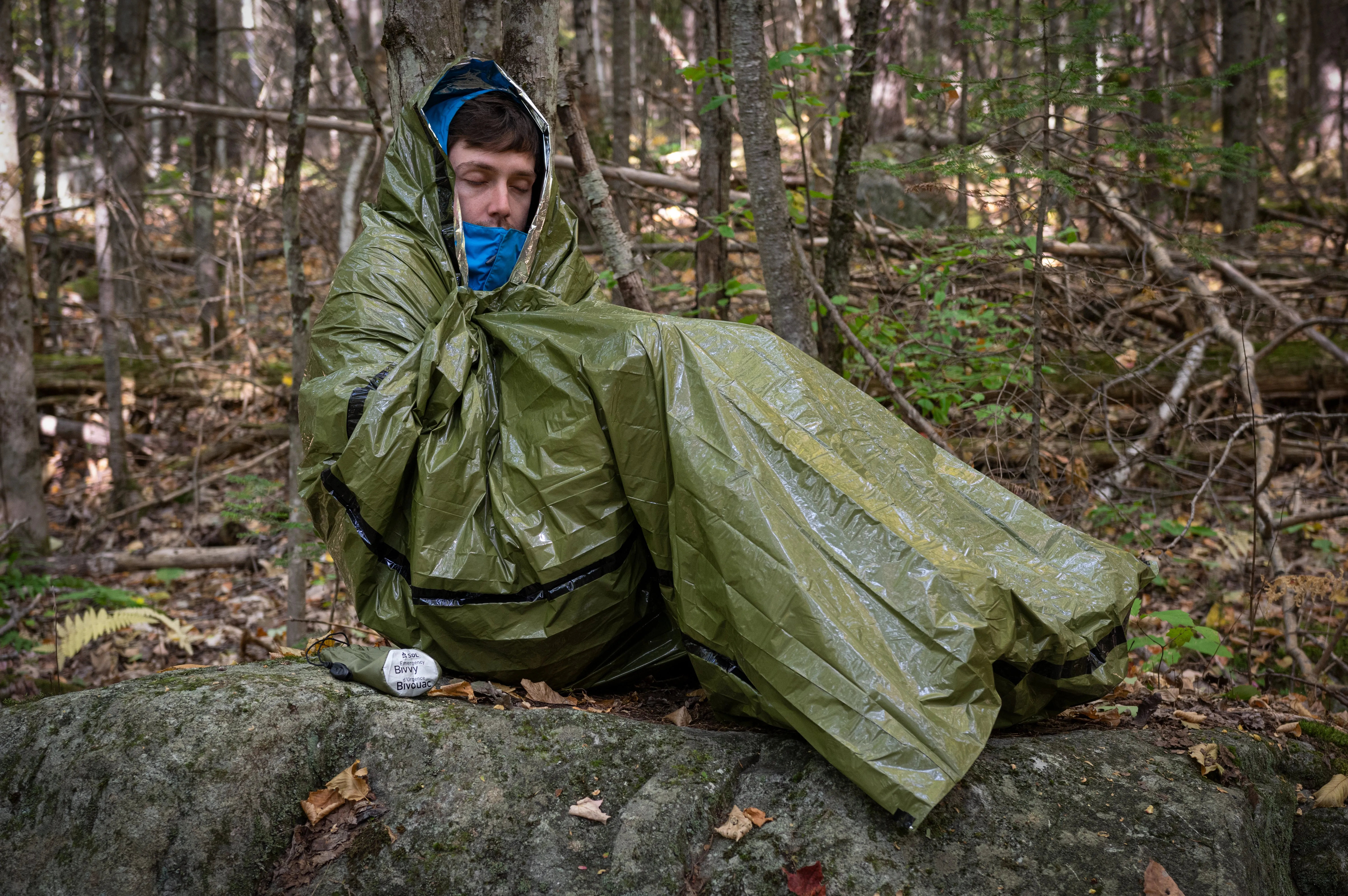 Emergency Bivvy with Rescue Whistle