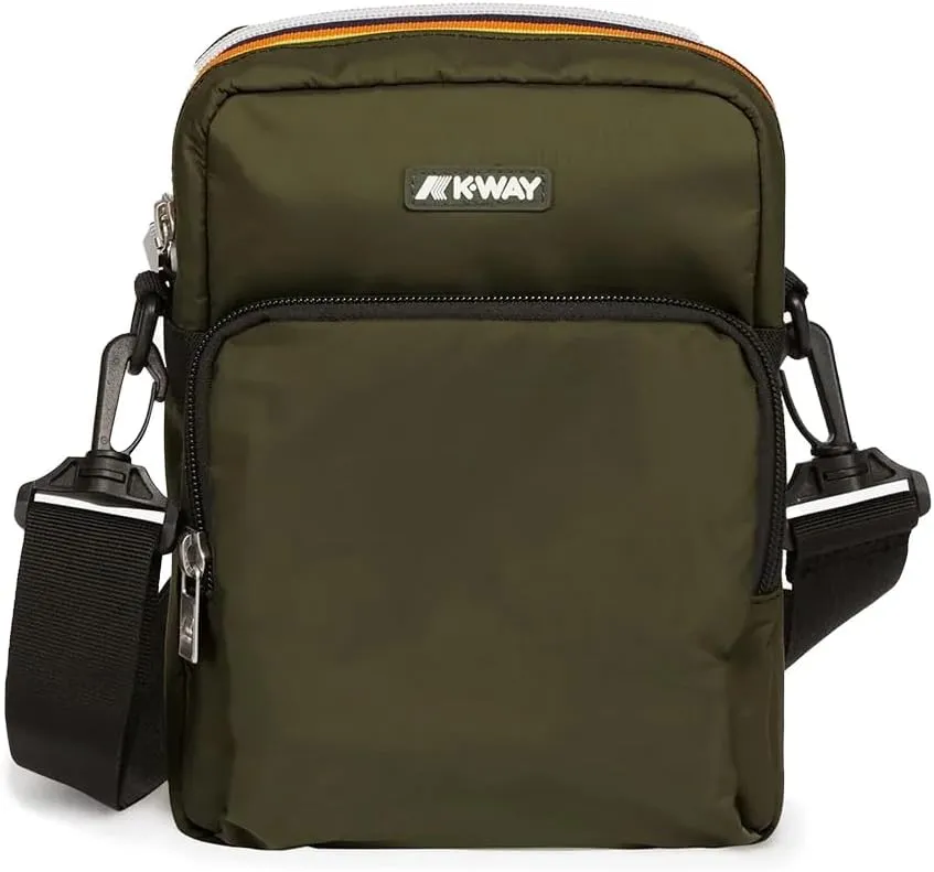 Erloy bag is the large and structured design bag with shoulder strap and two comfortable horizontal zip pockets., green, One size