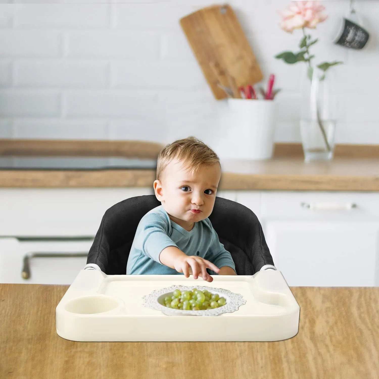 Hook on Chair with Removable Dining Tray, Portable Clip on High Chair Use at Most Tables, Fast Table Chair with Carry Bag, Travel Feeding Seat for Baby & Toddlers (Black)
