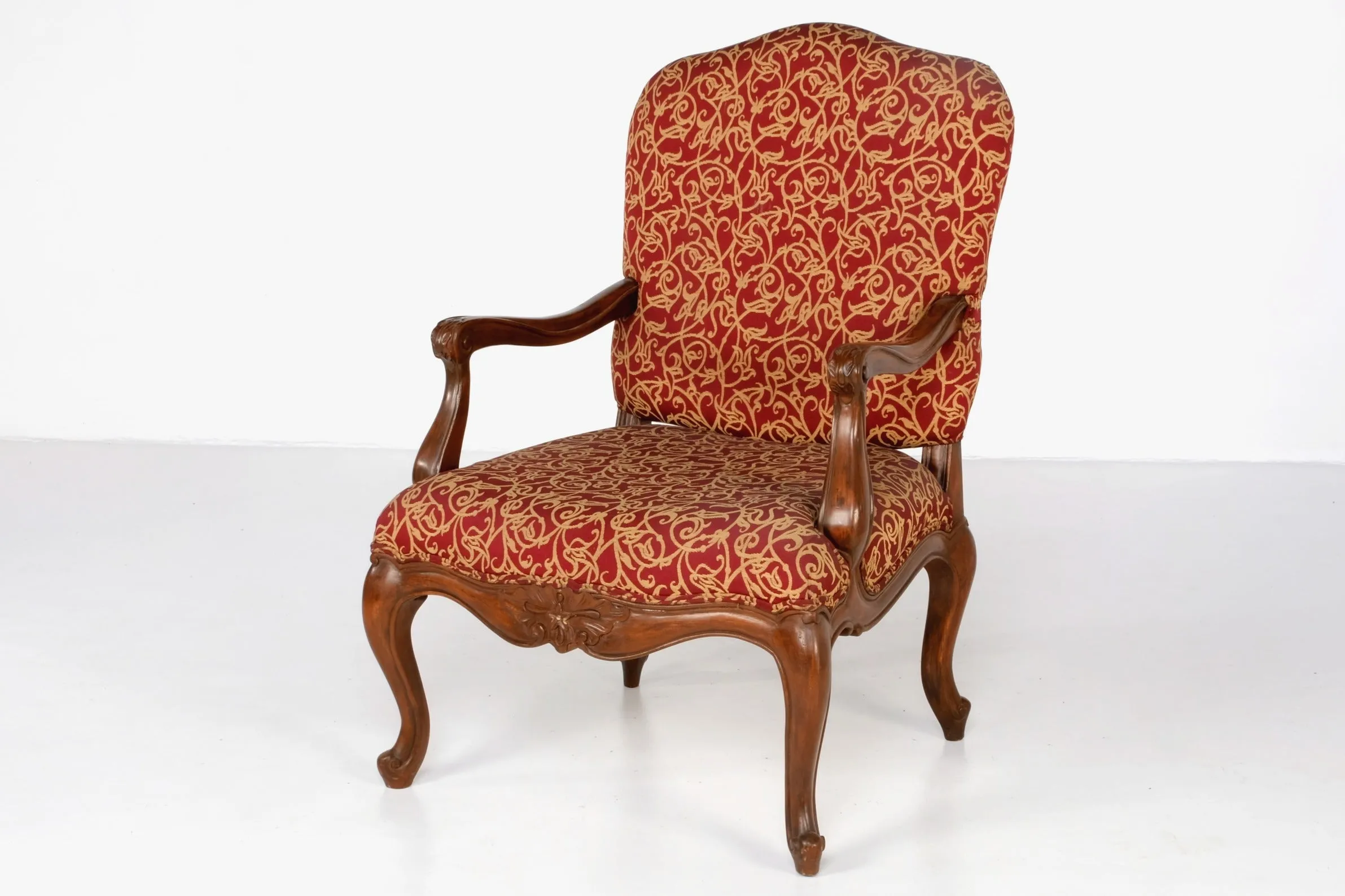 ITALIAN STYLE FLORAL FABRIC ARMCHAIRS