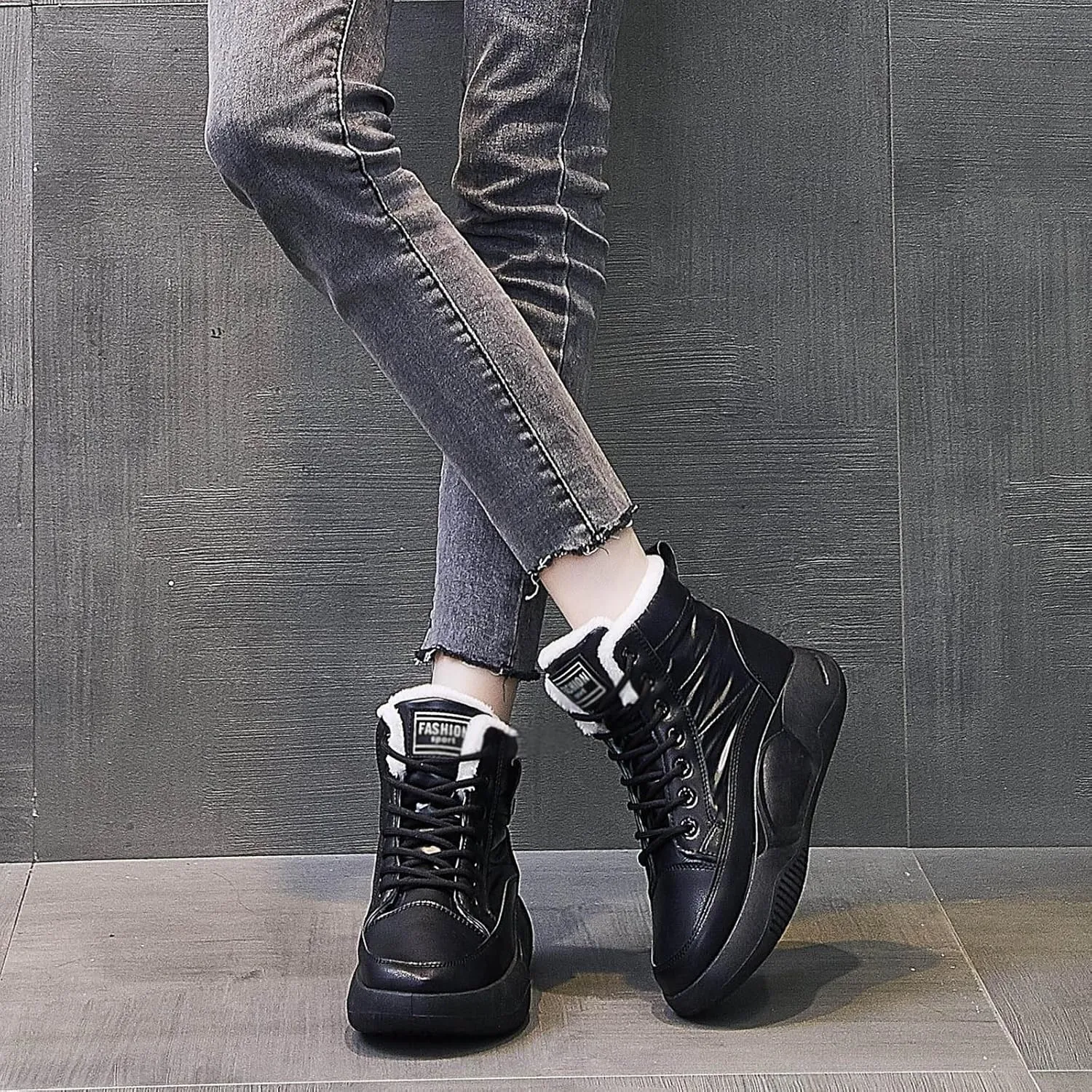 KCTRFSJ Women's Leather Lace Up High-Top Platform Waterproof Snow Ankle Boots,Fashion Round Toe Warm Fur Lined Winter Increase Height Booties Non-slip Outdoor Walking Sneakers