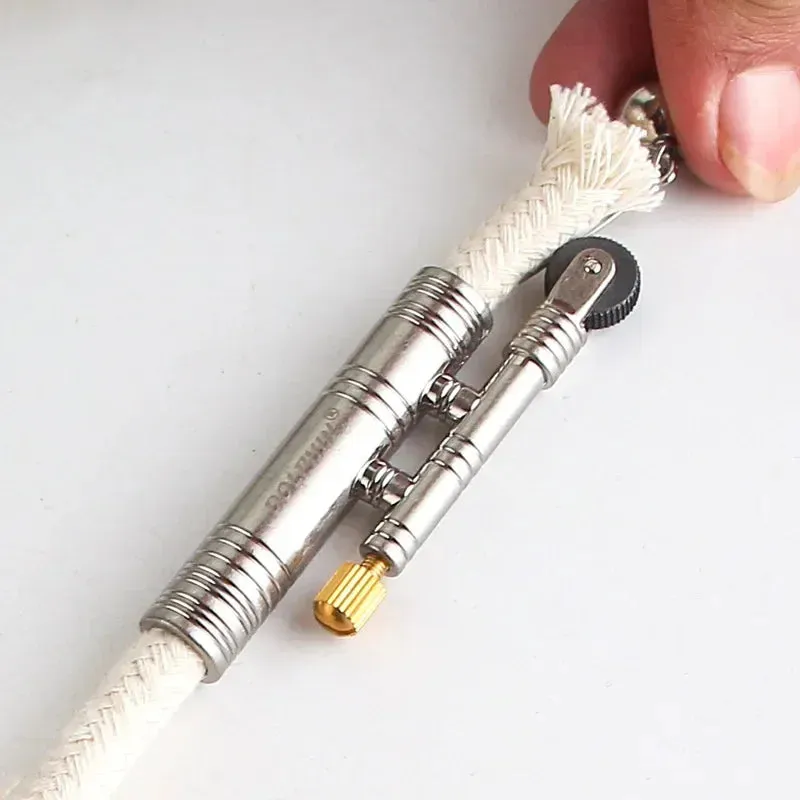 Metal Outdoor Camping Survival Stabilized Fire Source Flint Mechanical Vintage Old Fashioned Flint Lighter - Men's Creative Gadget