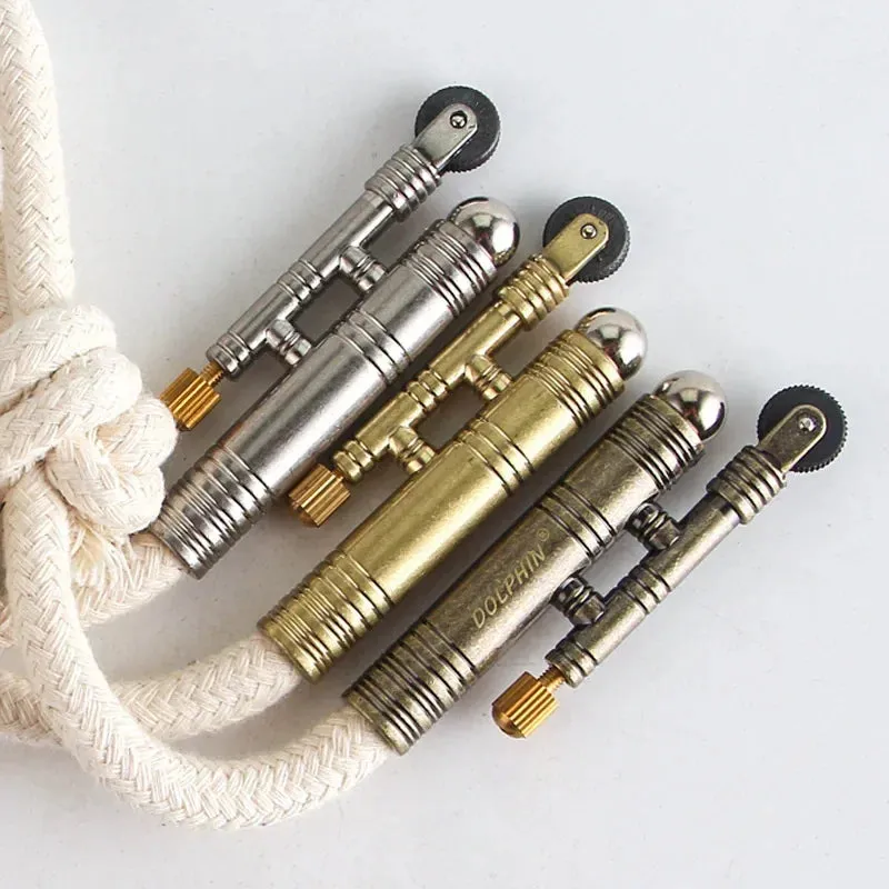 Metal Outdoor Camping Survival Stabilized Fire Source Flint Mechanical Vintage Old Fashioned Flint Lighter - Men's Creative Gadget