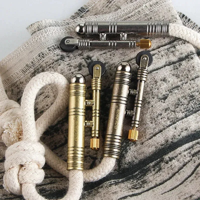 Metal Outdoor Camping Survival Stabilized Fire Source Flint Mechanical Vintage Old Fashioned Flint Lighter - Men's Creative Gadget