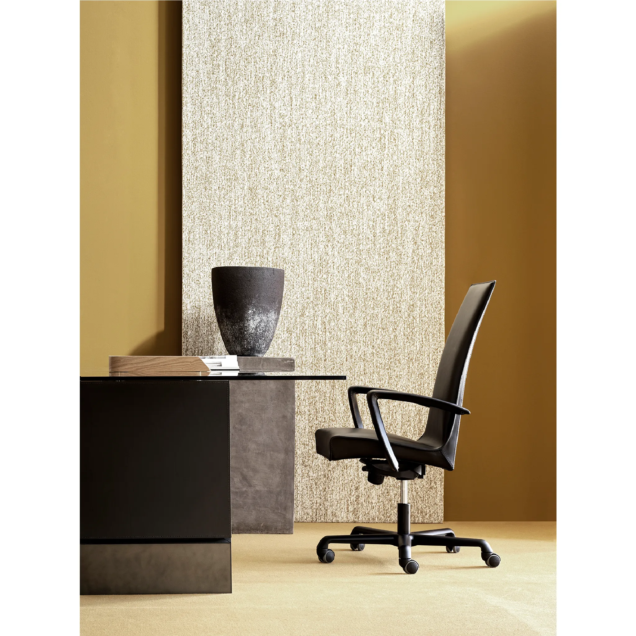 Padded Leather Swivel Office Chair | Fasem Tresor