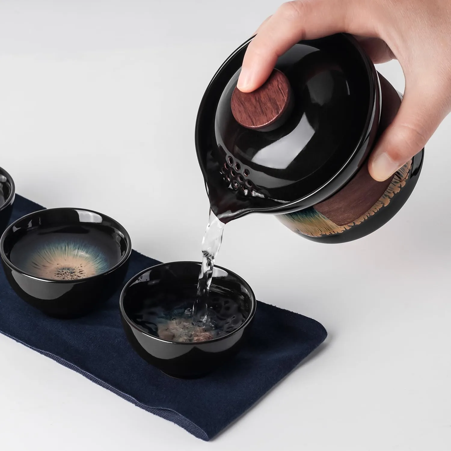 Portable Kungfu Teapot Tea Pot Set, Ceramic Gongfu Teaset with 3 cup for One Set in One Bag, Travel Tea Set Tea Pot for Tea Lovers Home Hotel Office Outdoor Picnic