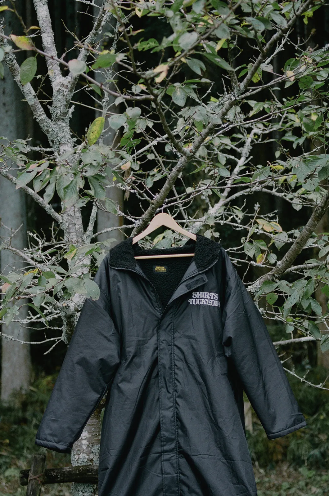 SHIRTSTUCKEDIN STAFF JACKET