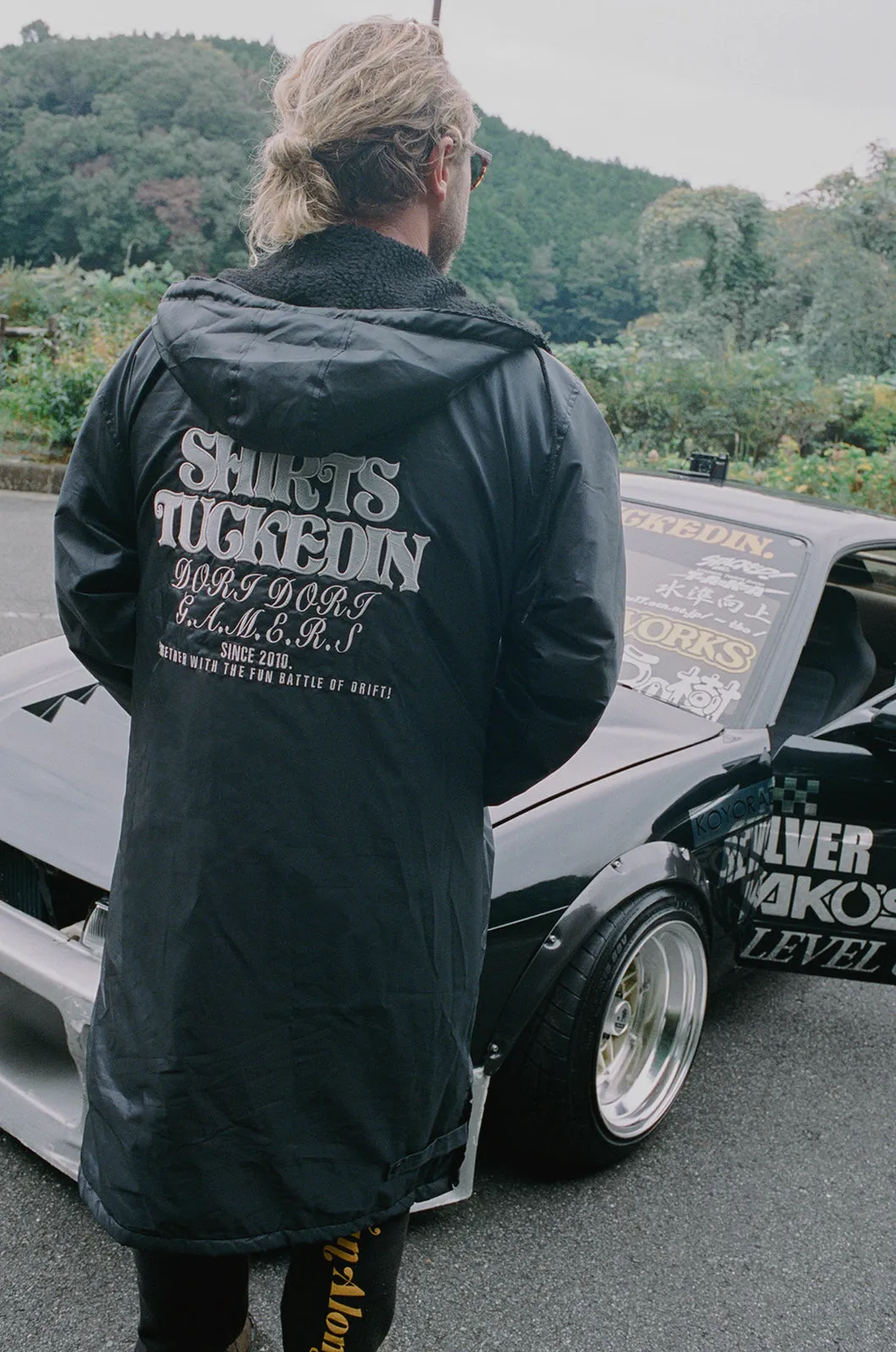 SHIRTSTUCKEDIN STAFF JACKET