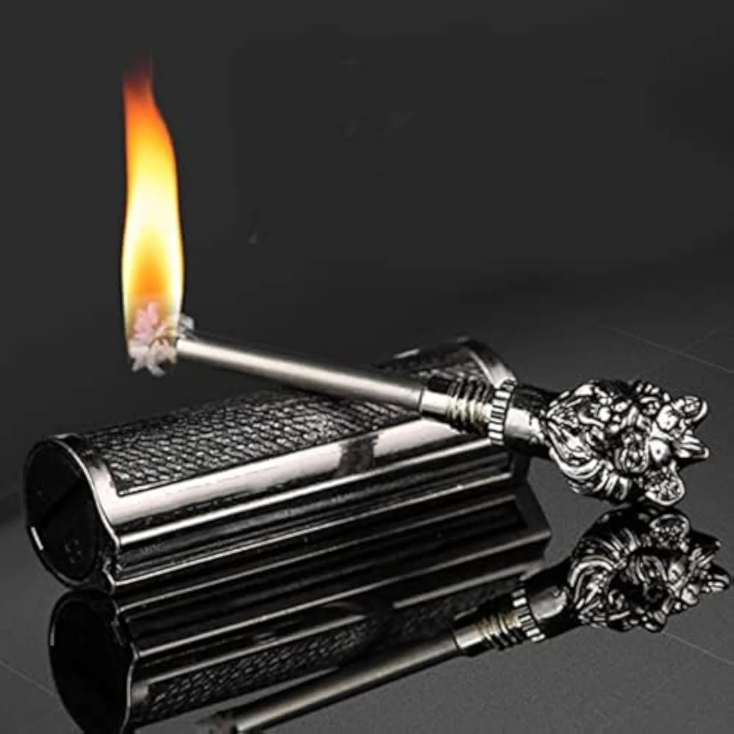 Ten Thousand Matches Kerosene Lighter, Keychain, 3D Embossed Decoration, Reusable, Waterproof.(Skeleton)