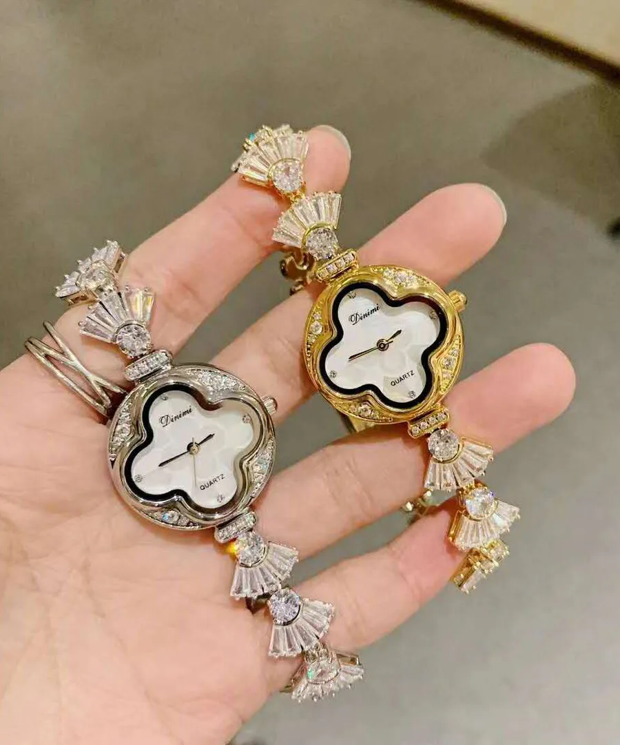 Vogue Gold Alloy Zircon Chain Shell Waterproof Watches