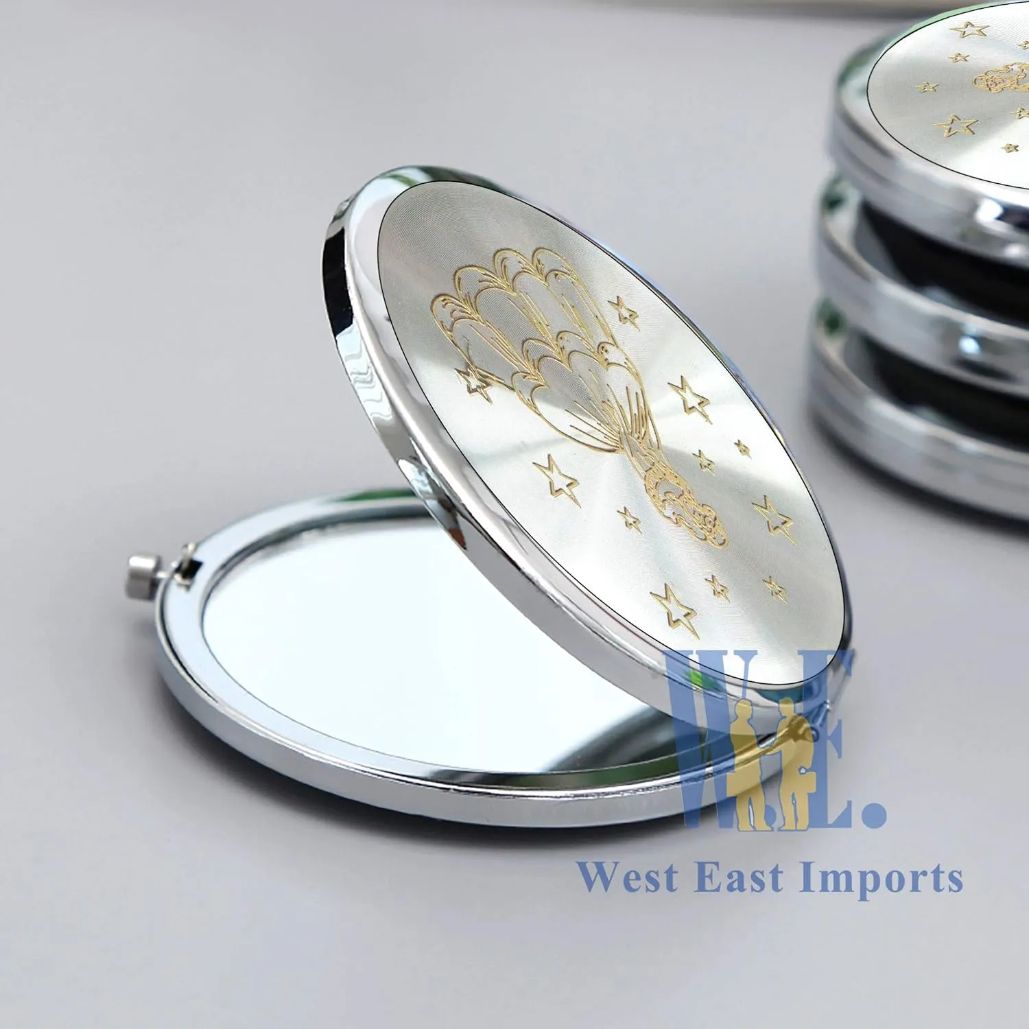 WE Mis Quince A?os (12 PCS) Sweet 15, Sweet Sixteen, Quincea?era, Mis 15 A?os Compact Mirror (Silver)