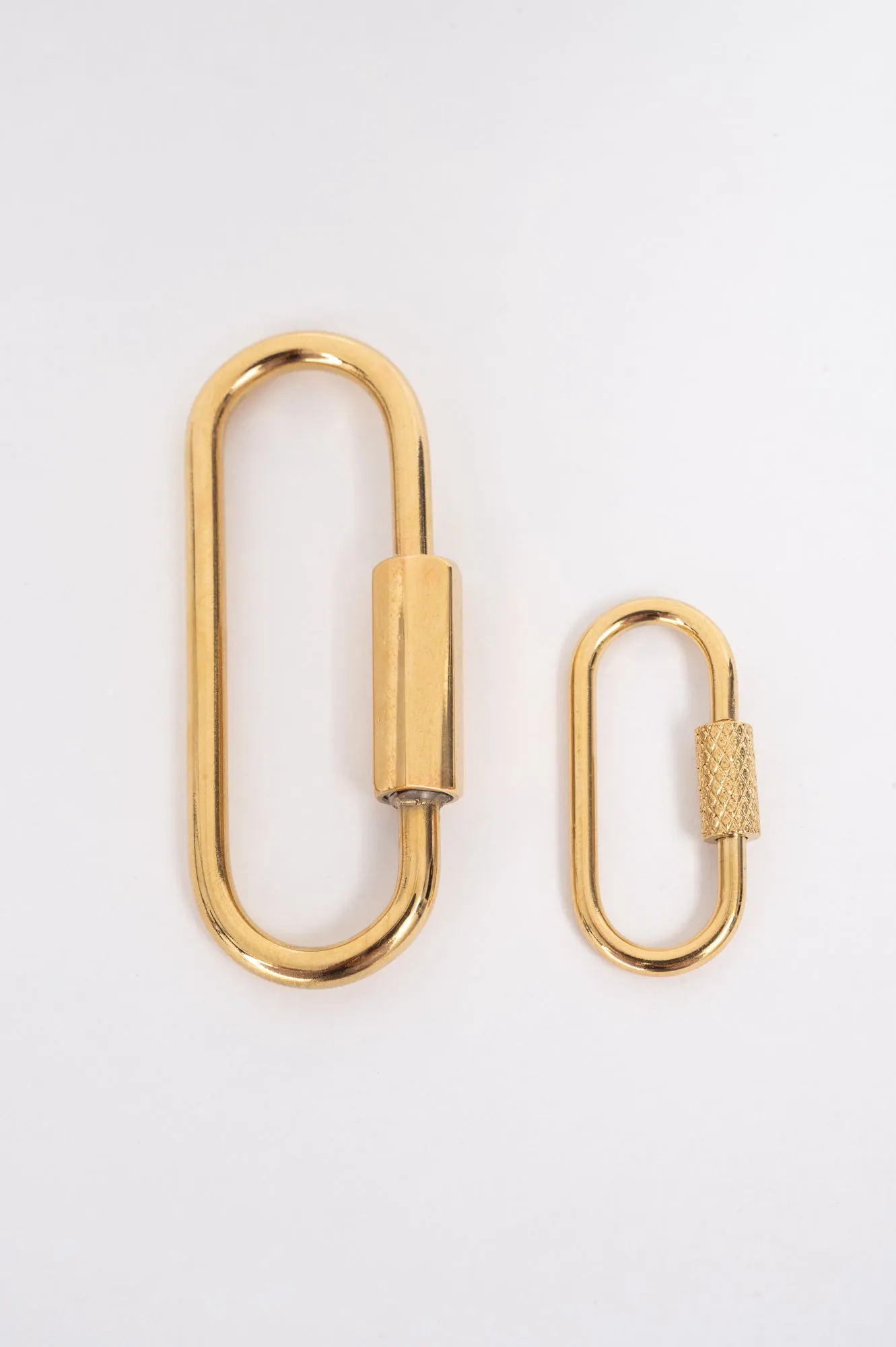 Wholesale: Small Carabiner Bag Charm Holder