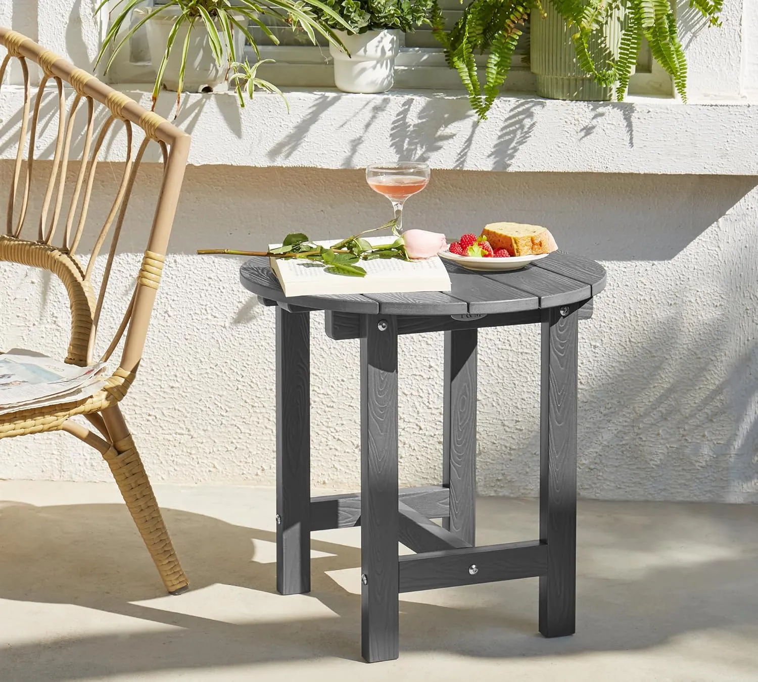 Y&M Outdoor Side Table, Waterproof Four-Legged Round Entryway End Table, Single-Tier HDPE Modern Small Coffee Nightstand for Bedroom, Living Room, Patio, Indoor or Outdoor Use, Dark Gray